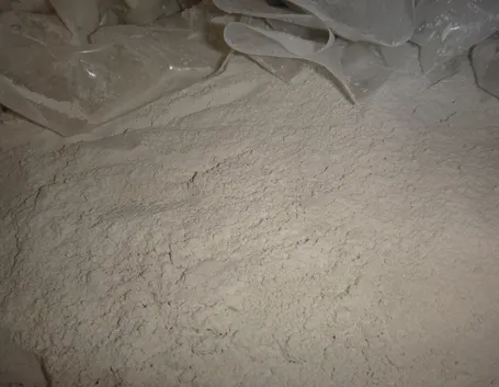 Cemento bianco polvere