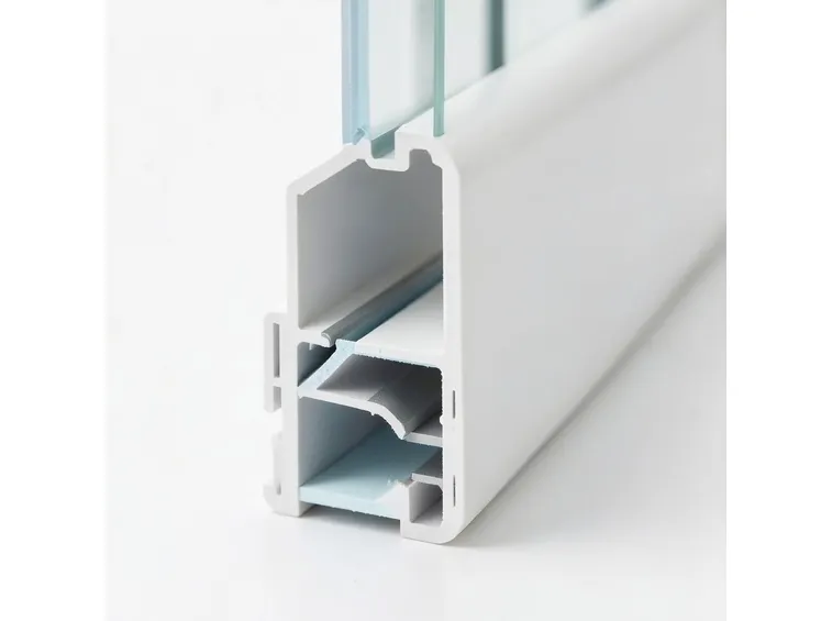 particolare finestra in PVC